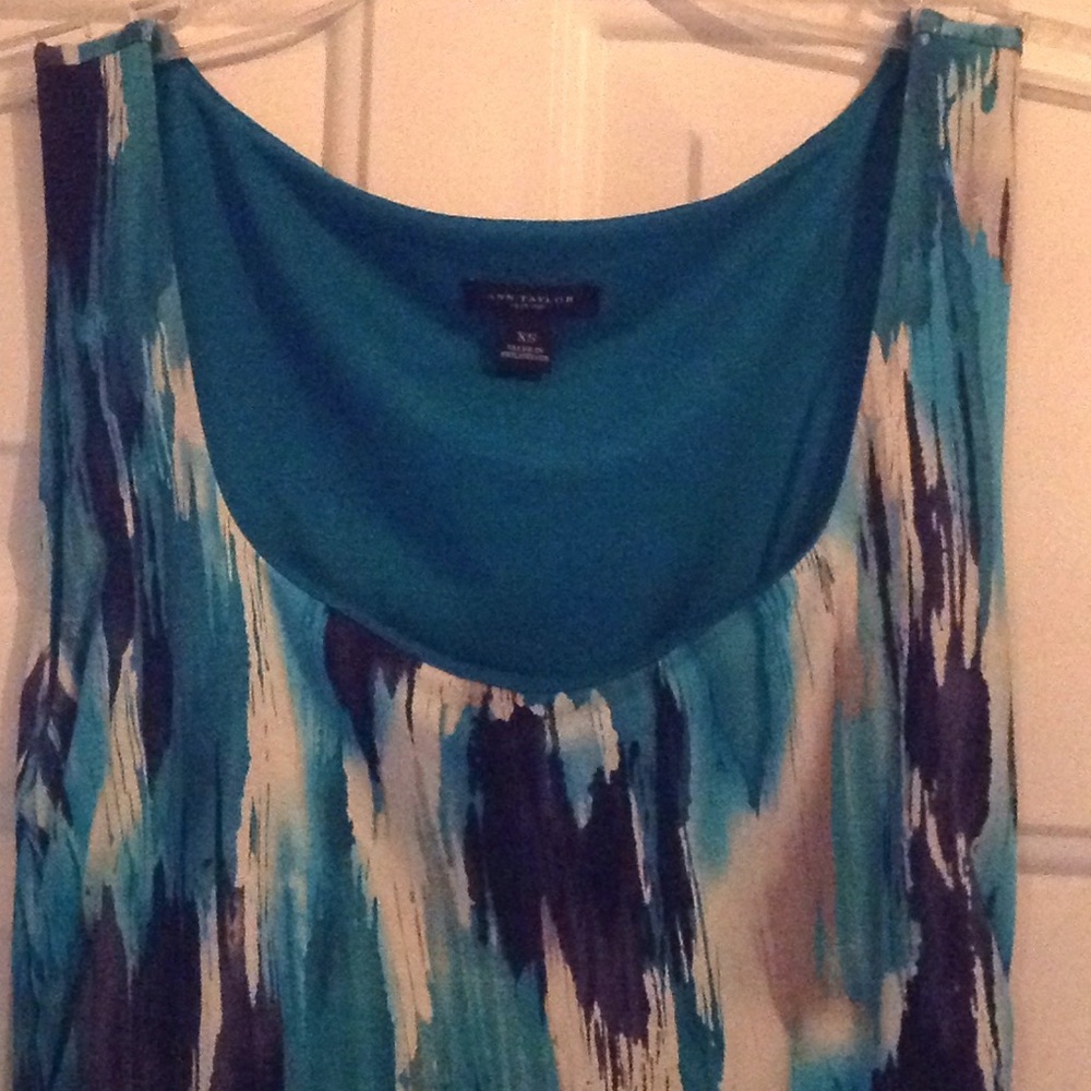 Multicolored Ann Taylor size XS, sleeveless dress